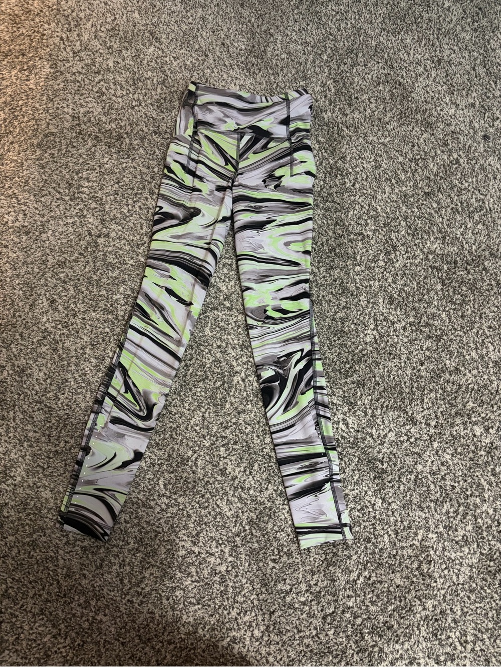 Lululemon Marble-Print Active Leggings in Green and Black